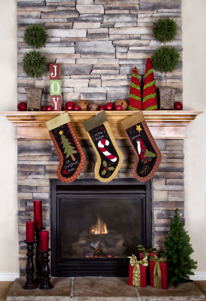 Holiday Mantel Decoration Ideas Image - Fort Wayne IN - Old Smokey's FIreplace & Chimney